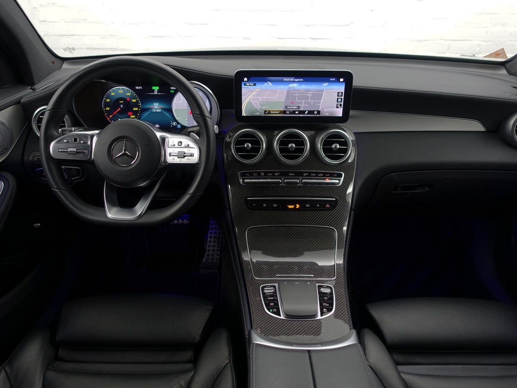 
Mercedes-Benz GLC Coupé 200 AMG Night Edition Aut- Carbon, Schuifdak, Virtual Cockpit, Sfeerverlichting, Memory Seats, Carplay, Burmester vol									