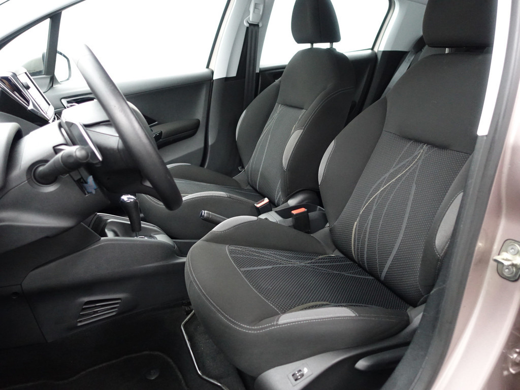 
								Peugeot 208 1.4 e-HDi Active Aut- Stoelverwarming, Cruise, Clima, Bluetooth Multimedia, Comfort Interieur vol									