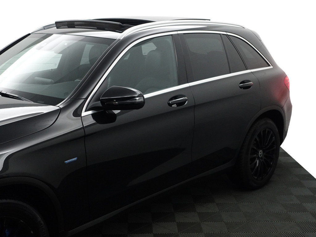 
								Mercedes-Benz GLC 350e 4MATIC AMG Prestige Plus Aut- Panoramadak, Burmester Audio, Keyless, Leder Sport Interieur, Xenon Led vol									