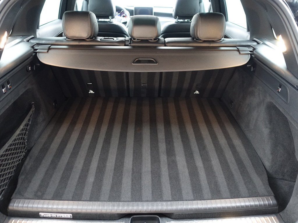 
								Mercedes-Benz GLC 350e 4MATIC AMG Prestige Plus Aut- Panoramadak, Burmester Audio, Keyless, Leder Sport Interieur, Xenon Led vol									