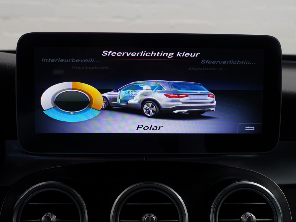 
Mercedes-Benz GLC 250 d 4MATIC AMG Prestige Aut- Xenon Led, Sfeerverlichting, Treeplanken, Camera, Keyless, Elek Trekhaak vol									