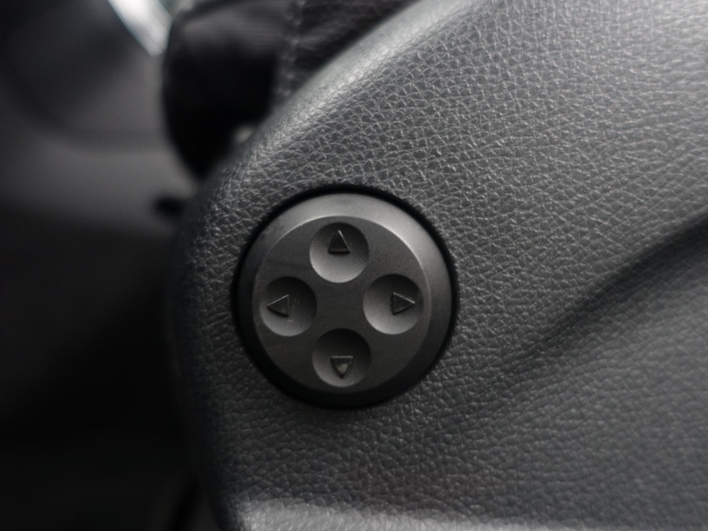 
Mercedes-Benz GLC 250 d 4MATIC AMG Prestige Aut- Xenon Led, Sfeerverlichting, Treeplanken, Camera, Keyless, Elek Trekhaak vol									