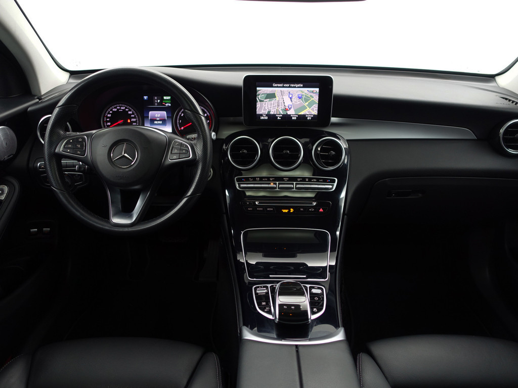 
								Mercedes-Benz GLC Coupé 350e 4MATIC AMG Prestige Plus Aut- Schuifdak, Burmester Audio, Keyless, Lane Assist, Xenon Led, Leder Interieur vol									