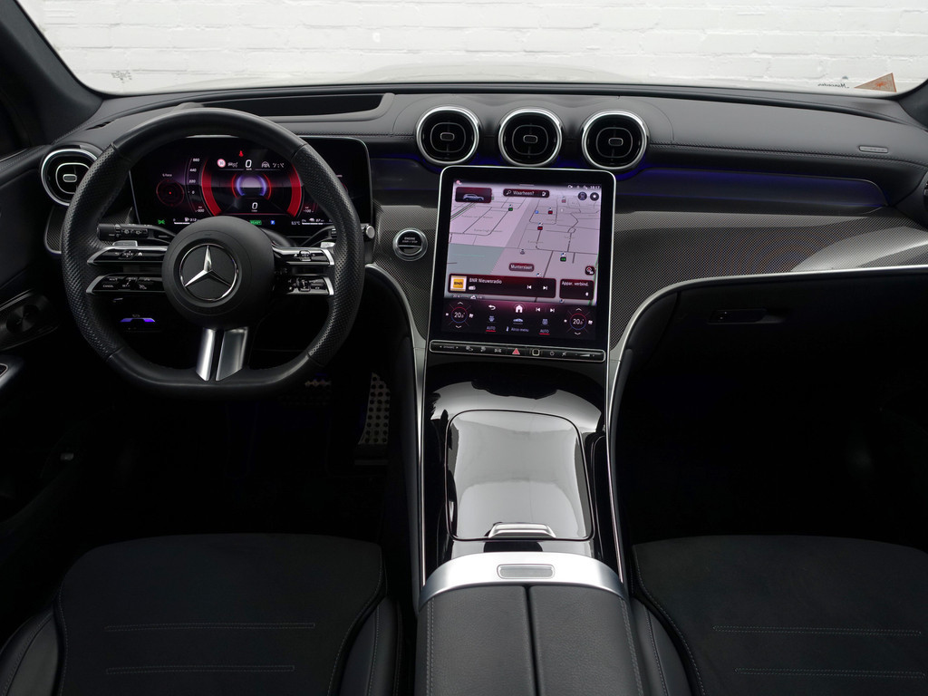 
Mercedes-Benz GLC 400e 4MATIC AMG Line- Achteras besturing, Burmester Audio, Head Up, Panoramadak, Carbon, Sfeerverlichting vol									