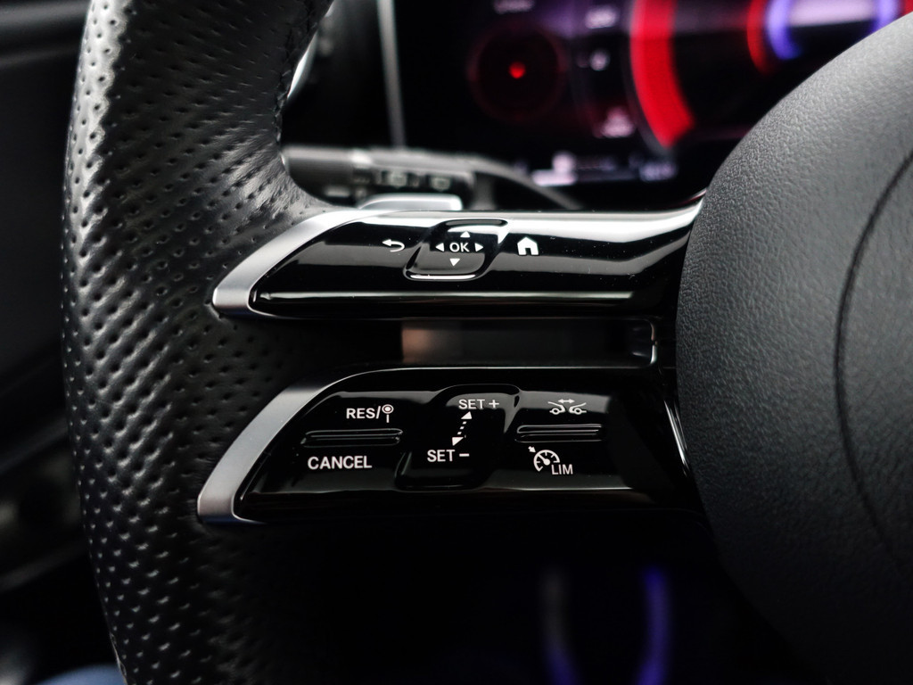 
Mercedes-Benz GLC 400e 4MATIC AMG Line- Achteras besturing, Burmester Audio, Head Up, Panoramadak, Carbon, Sfeerverlichting vol									