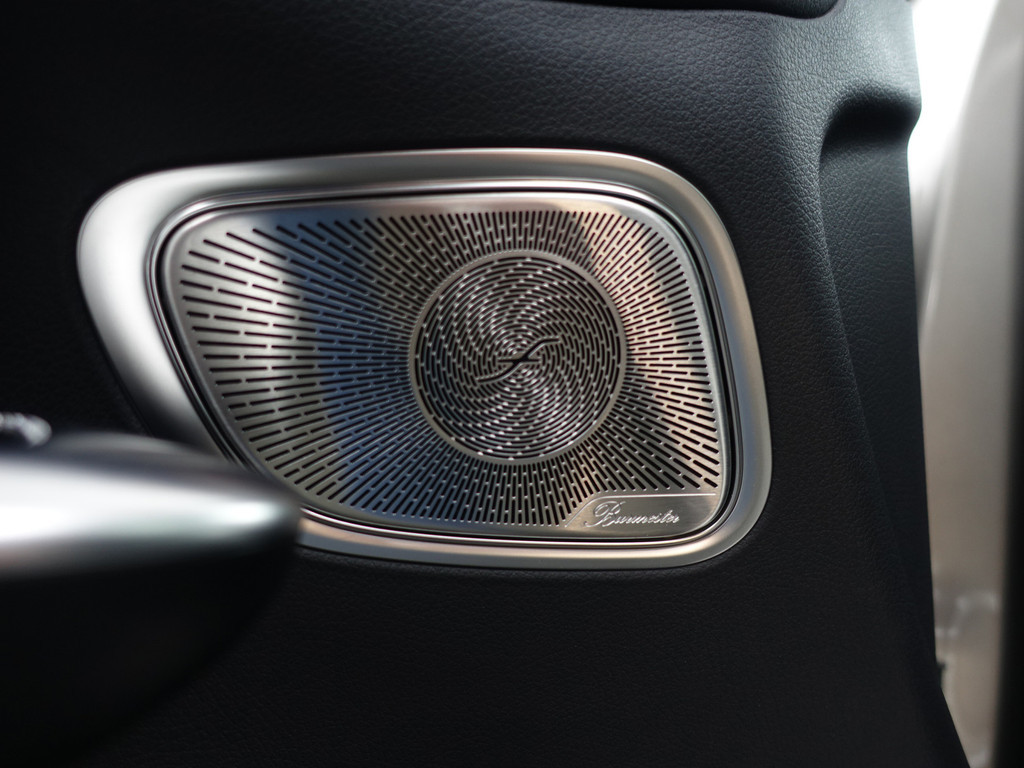 
Mercedes-Benz GLC 400e 4MATIC AMG Line- Achteras besturing, Burmester Audio, Head Up, Panoramadak, Carbon, Sfeerverlichting vol									