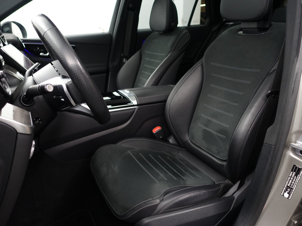 
Mercedes-Benz GLC 400e 4MATIC AMG Line- Achteras besturing, Burmester Audio, Head Up, Panoramadak, Carbon, Sfeerverlichting vol									