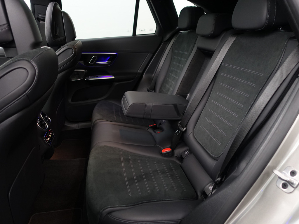 
Mercedes-Benz GLC 400e 4MATIC AMG Line- Achteras besturing, Burmester Audio, Head Up, Panoramadak, Carbon, Sfeerverlichting vol									