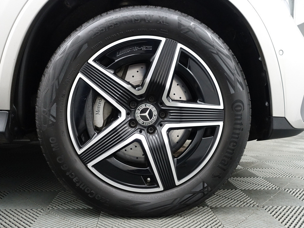 
Mercedes-Benz GLC 400e 4MATIC AMG Line- Achteras besturing, Burmester Audio, Head Up, Panoramadak, Carbon, Sfeerverlichting vol									