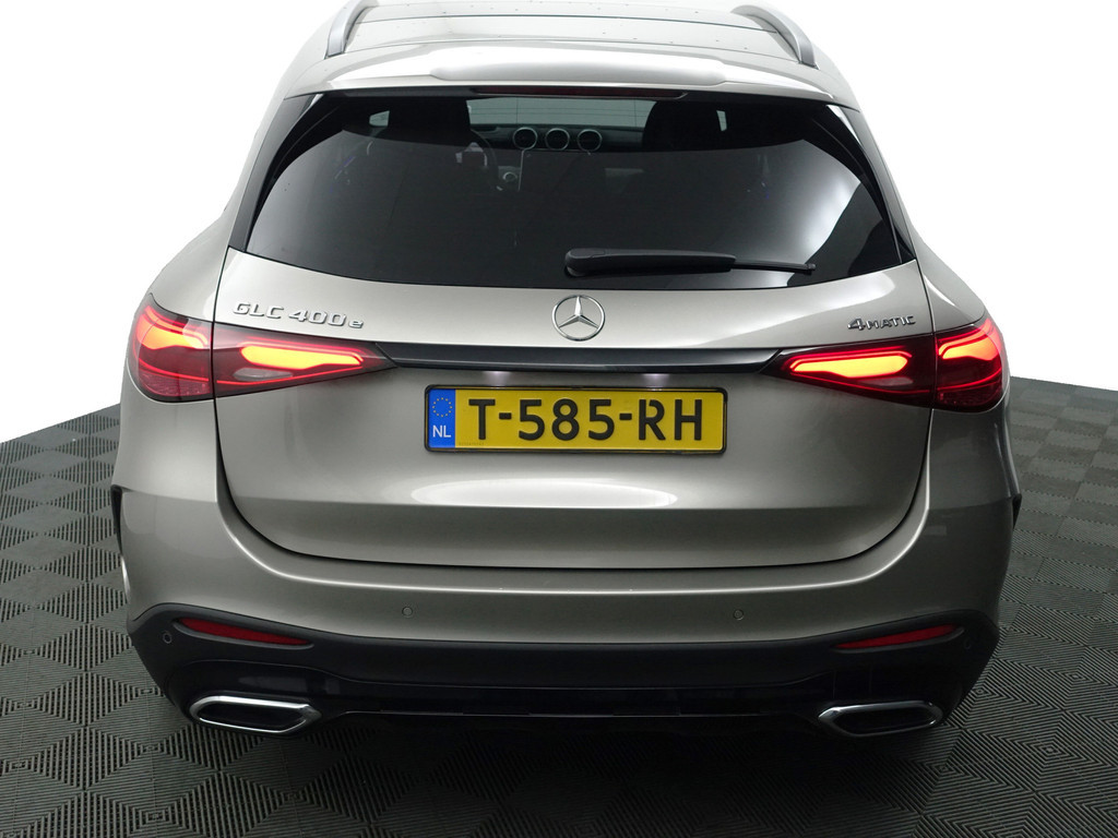 
Mercedes-Benz GLC 400e 4MATIC AMG Line- Achteras besturing, Burmester Audio, Head Up, Panoramadak, Carbon, Sfeerverlichting vol									