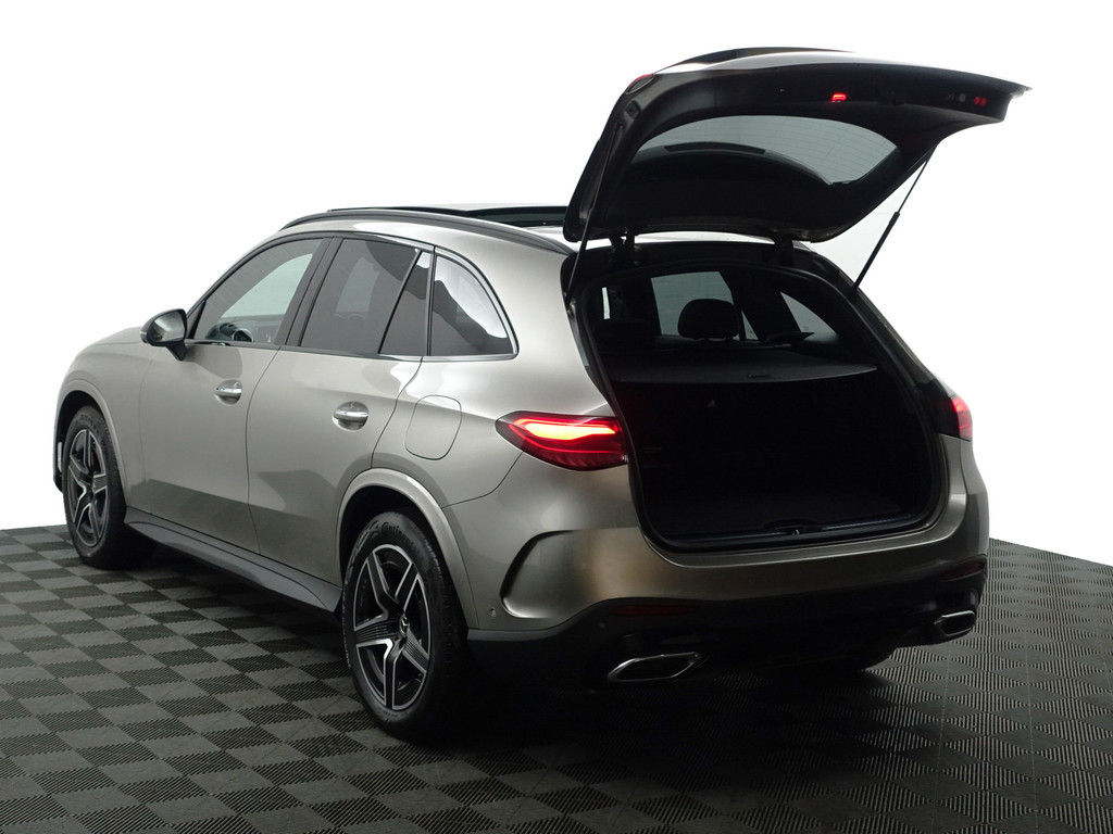 
Mercedes-Benz GLC 400e 4MATIC AMG Line- Achteras besturing, Burmester Audio, Head Up, Panoramadak, Carbon, Sfeerverlichting vol									