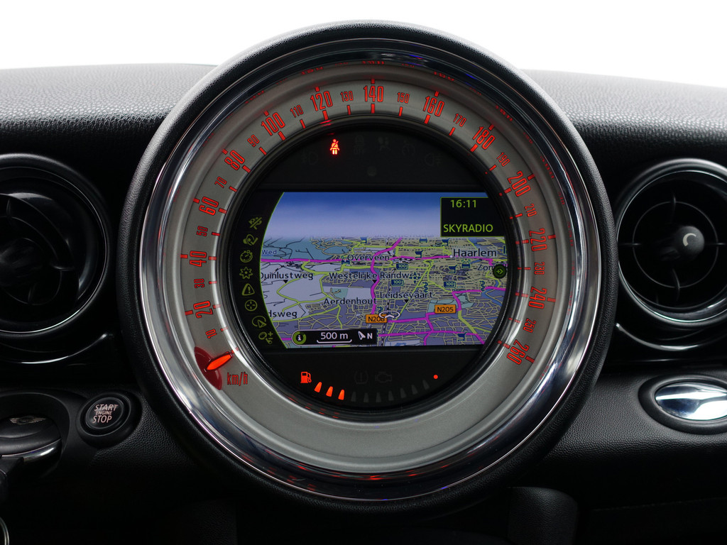 
MINI Clubman 1.6 Cooper S Final Edition Aut- Panoramadak, Park Assist, Navi, BI Xenon, Sfeerverlichting, Two Tone vol									