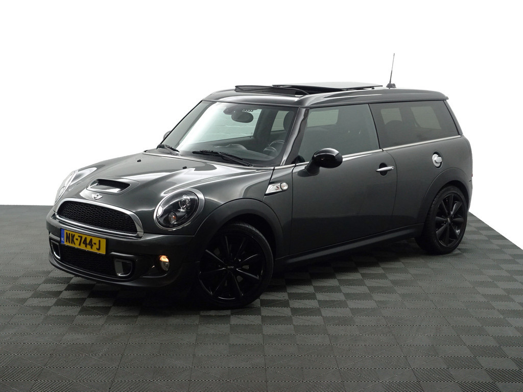 
MINI Clubman 1.6 Cooper S Final Edition Aut- Panoramadak, Park Assist, Navi, BI Xenon, Sfeerverlichting, Two Tone vol									