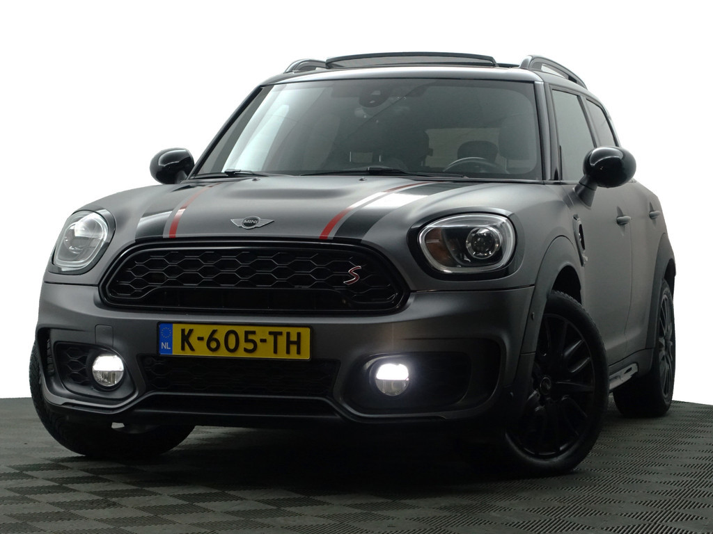 
								MINI Countryman 2.0 Cooper S 192pk John Cooper Works Aut- Two Tone, Panoramadak, Sfeerverlichting, Ada Cruise, Xenon Led, Dynamic Select vol									