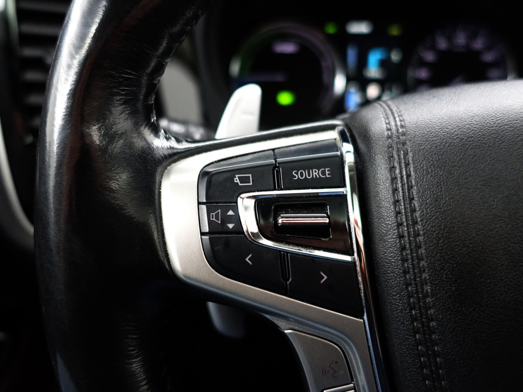 
								Mitsubishi Outlander 2.0 PHEV Instyle+ Aut- Schuifdak, Design Leder Interieur, 360 Camera, Stuur/Stoelverwarming, Ada Cruise vol									