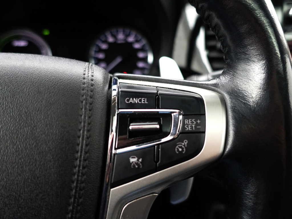 
								Mitsubishi Outlander 2.0 PHEV Instyle+ Aut- Schuifdak, Design Leder Interieur, 360 Camera, Stuur/Stoelverwarming, Ada Cruise vol									