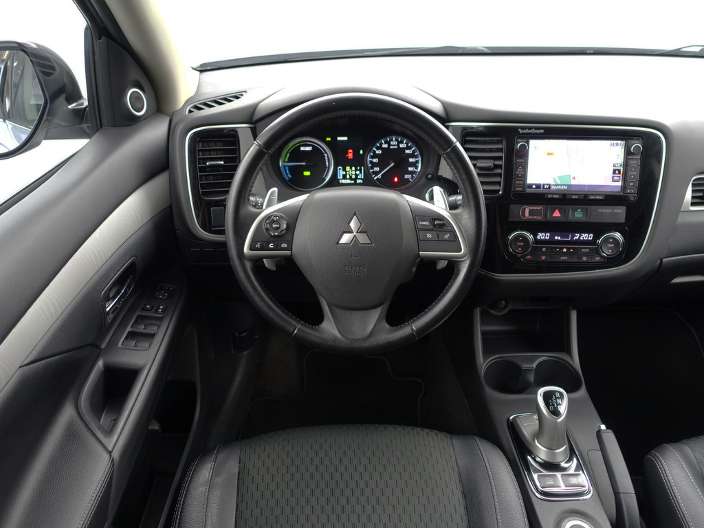 
								Mitsubishi Outlander 2.0 PHEV 4WD Executive Edition X-Line Aut- Camera, Trekhaak, Leder Interieur, Navi, Clima, Cruise vol									
