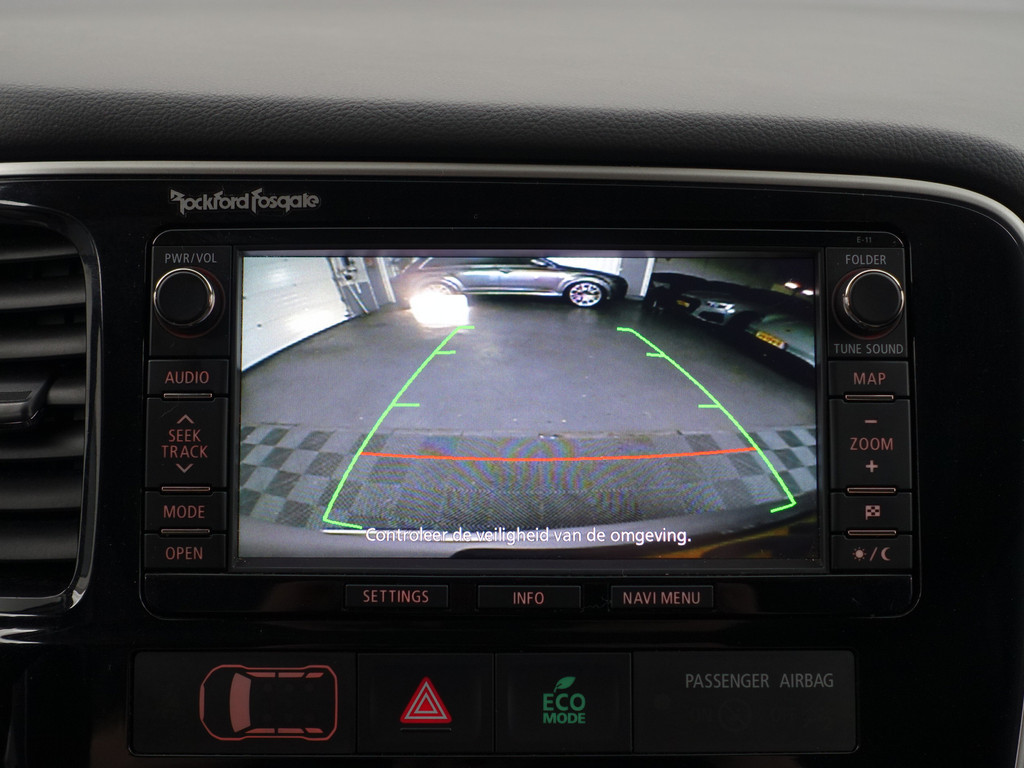 
								Mitsubishi Outlander 2.0 PHEV 4WD Executive Edition X-Line Aut- Camera, Trekhaak, Leder Interieur, Navi, Clima, Cruise vol									