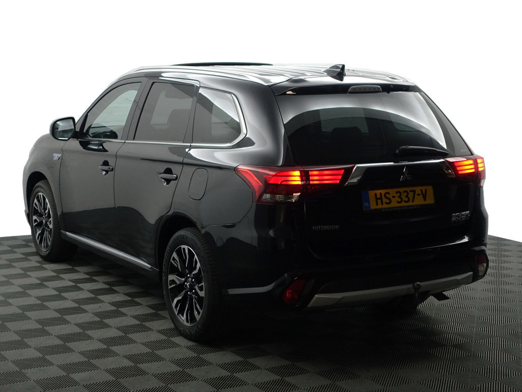 
Mitsubishi Outlander 2.0 PHEV instyle+ Aut- Schuifdak, 360 Camera, Xenon Led, Stuur/Stoelverwarming, Ada Cruise vol									