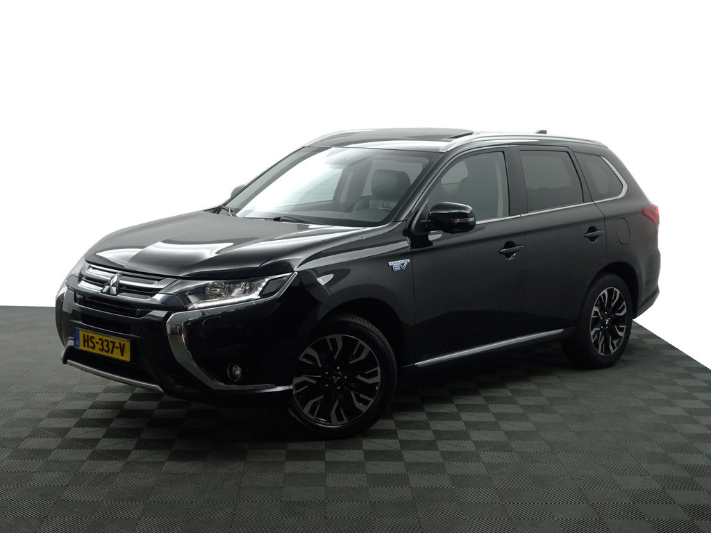 
Mitsubishi Outlander 2.0 PHEV instyle+ Aut- Schuifdak, 360 Camera, Xenon Led, Stuur/Stoelverwarming, Ada Cruise vol									