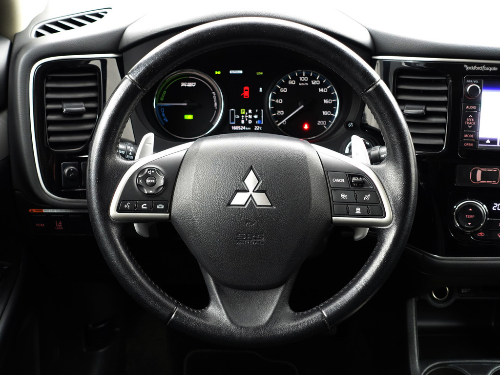 
								Mitsubishi Outlander 2.0 PHEV X-Line Sport Aut- Schuifdak, Stoelverwarming, Camera, Park Assist, Trekhaak, Lane Assist vol									