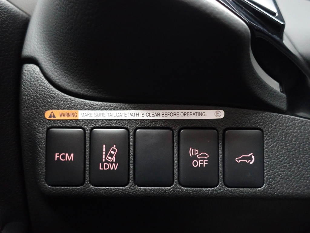 
								Mitsubishi Outlander 2.0 PHEV X-Line Sport Aut- Schuifdak, Stoelverwarming, Camera, Park Assist, Trekhaak, Lane Assist vol									