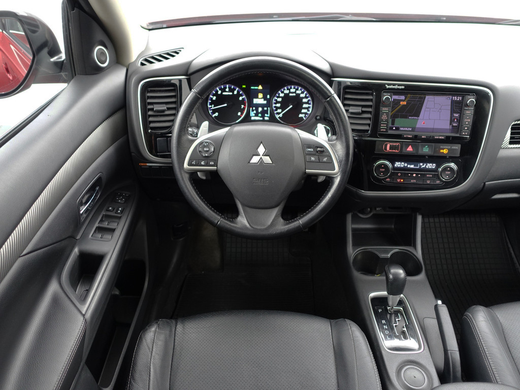 
								Mitsubishi Outlander 2.0 Instyle+ Aut- 7 Pers, Schuifdak, Camera, Stoelverwarming, Trekhaak, Leder Interieur vol									