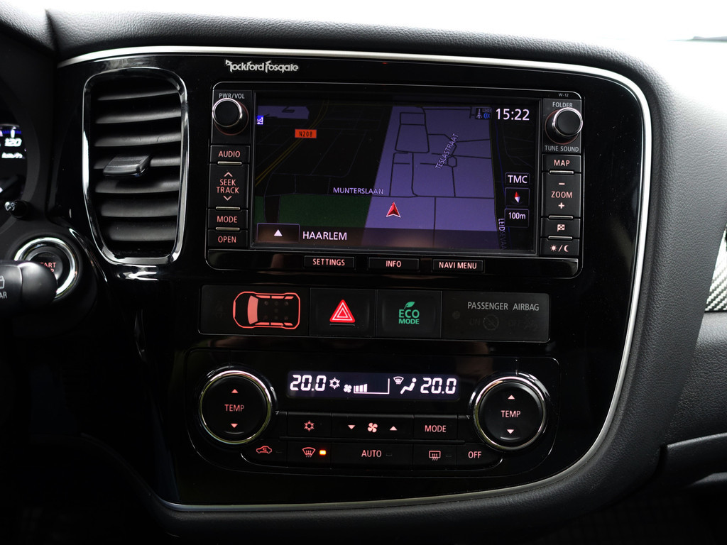 
								Mitsubishi Outlander 2.0 Instyle+ Aut- 7 Pers, Schuifdak, Camera, Stoelverwarming, Trekhaak, Leder Interieur vol									