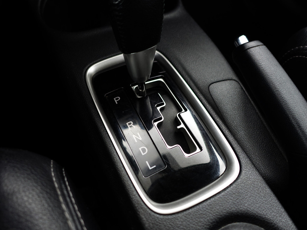 
								Mitsubishi Outlander 2.0 Instyle+ Aut- 7 Pers, Schuifdak, Camera, Stoelverwarming, Trekhaak, Leder Interieur vol									