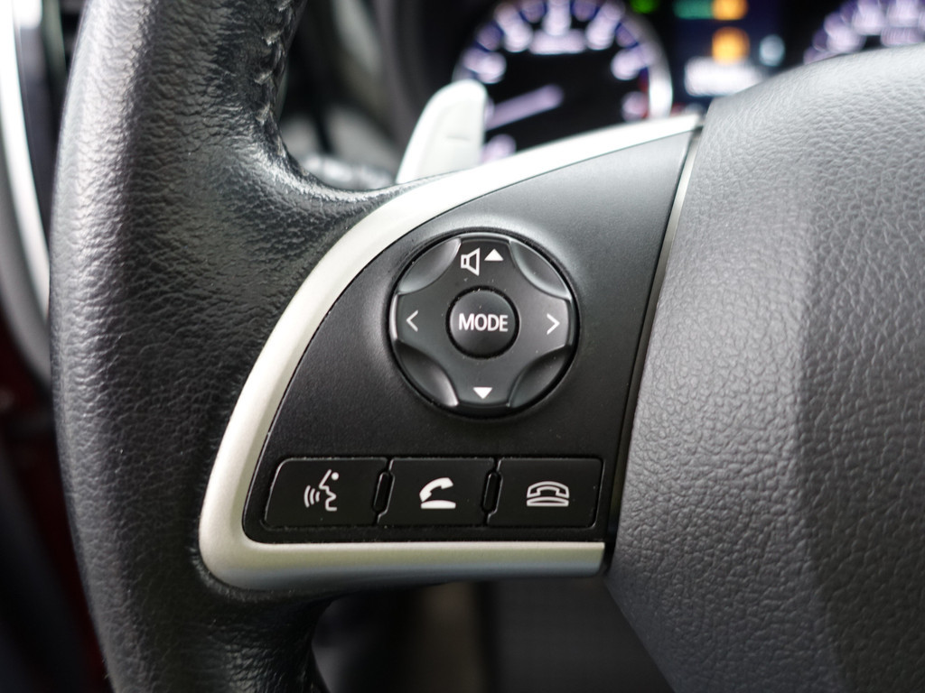 
								Mitsubishi Outlander 2.0 Instyle+ Aut- 7 Pers, Schuifdak, Camera, Stoelverwarming, Trekhaak, Leder Interieur vol									
