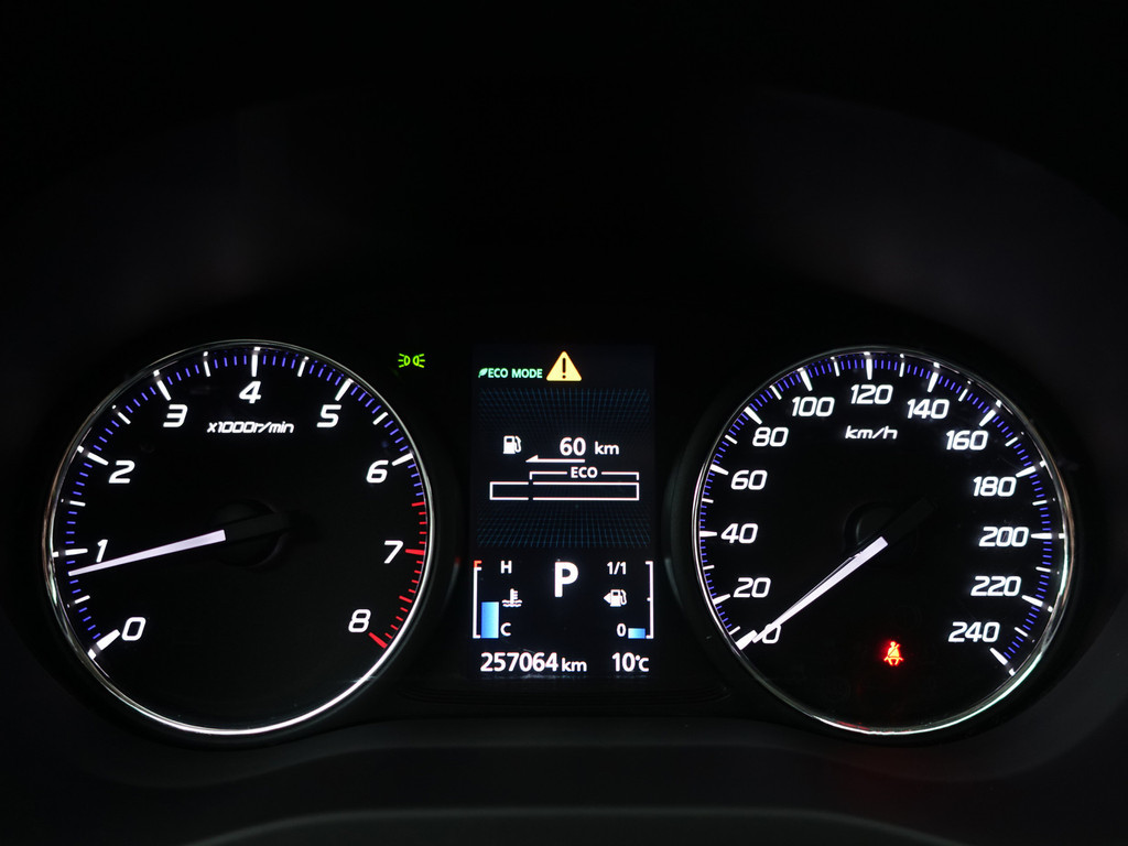 
								Mitsubishi Outlander 2.0 Instyle+ Aut- 7 Pers, Schuifdak, Camera, Stoelverwarming, Trekhaak, Leder Interieur vol									