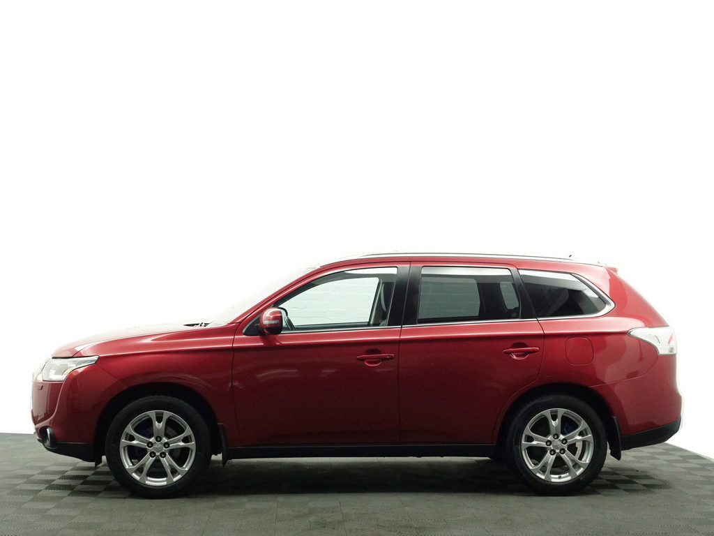 
								Mitsubishi Outlander 2.0 Instyle+ Aut- 7 Pers, Schuifdak, Camera, Stoelverwarming, Trekhaak, Leder Interieur vol									