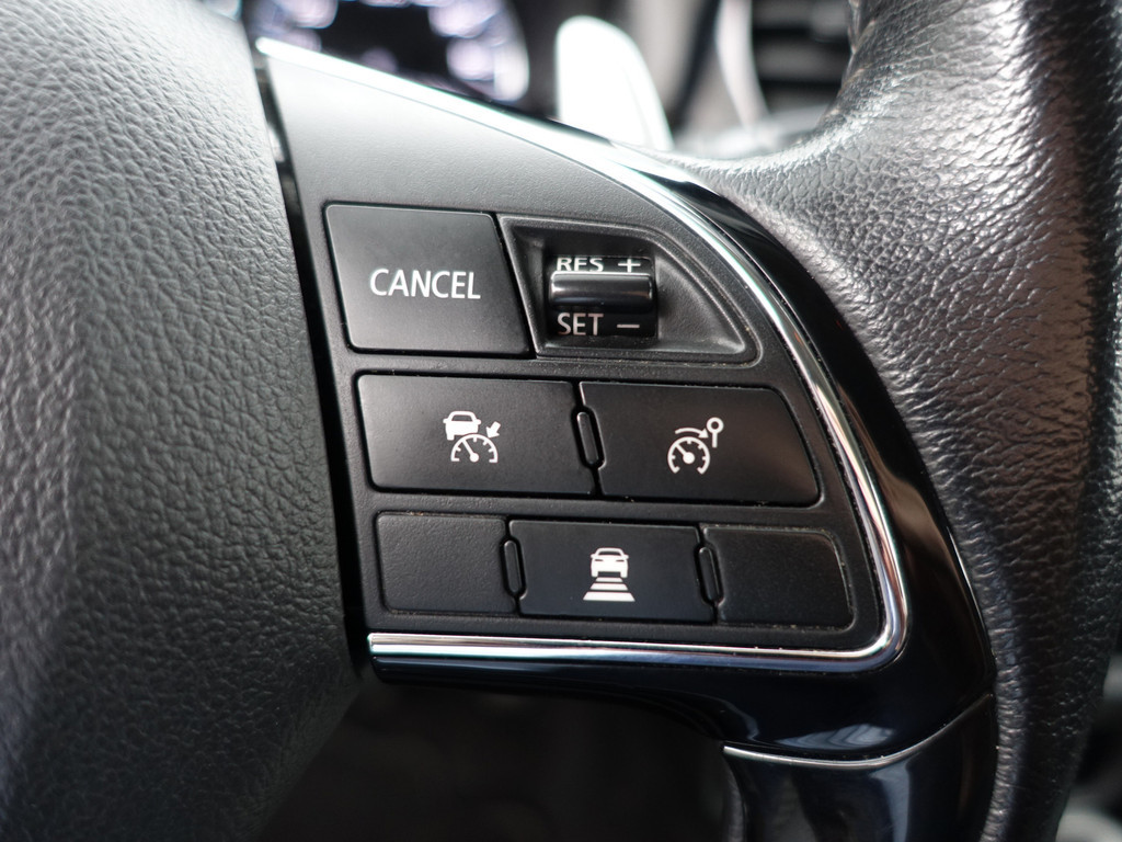
								Mitsubishi Outlander 2.0 PHEV Instyle Aut- Xenon Led, Camera, Stoelverwarming, Sport Interieur, Clima, Ada Cruise vol									