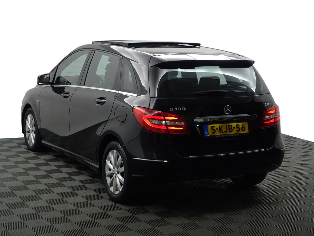 
Mercedes-Benz B-Klasse 180 CDI Avantgarde Edition Aut- Panodak, Xenon Led, Park Assist, Navi, Dynamic Select, Cruise vol									