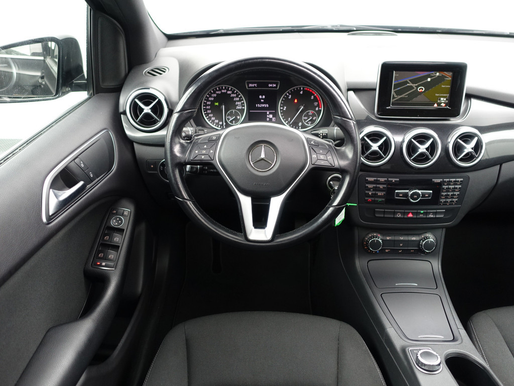 
Mercedes-Benz B-Klasse 180 CDI Avantgarde Edition Aut- Panodak, Xenon Led, Park Assist, Navi, Dynamic Select, Cruise vol									