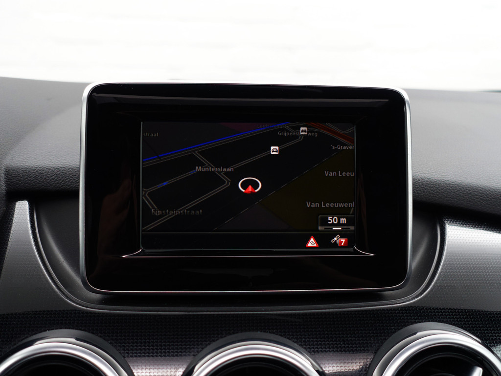 
Mercedes-Benz B-Klasse 180 CDI Avantgarde Edition Aut- Panodak, Xenon Led, Park Assist, Navi, Dynamic Select, Cruise vol									