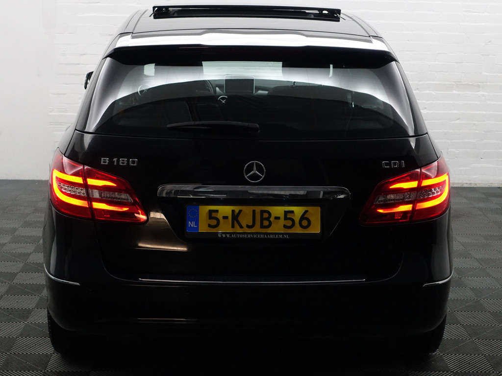 
Mercedes-Benz B-Klasse 180 CDI Avantgarde Edition Aut- Panodak, Xenon Led, Park Assist, Navi, Dynamic Select, Cruise vol									