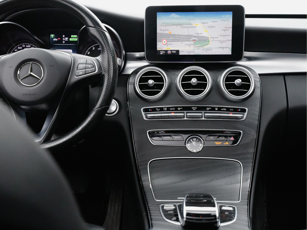 
								Mercedes-Benz C-Klasse 350 e AMG Prestige Aut- Panodak, Burmester, Sport Leder, Camera, Keyless vol									