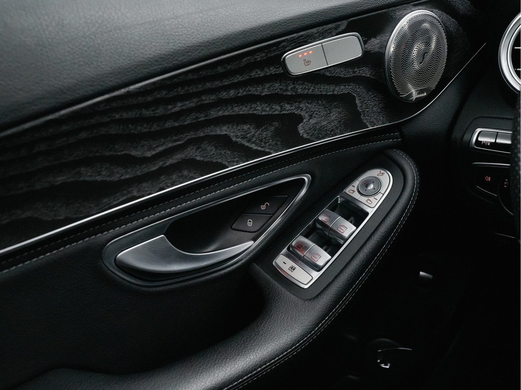
								Mercedes-Benz C-Klasse 350 e AMG Prestige Aut- Panodak, Burmester, Sport Leder, Camera, Keyless vol									
