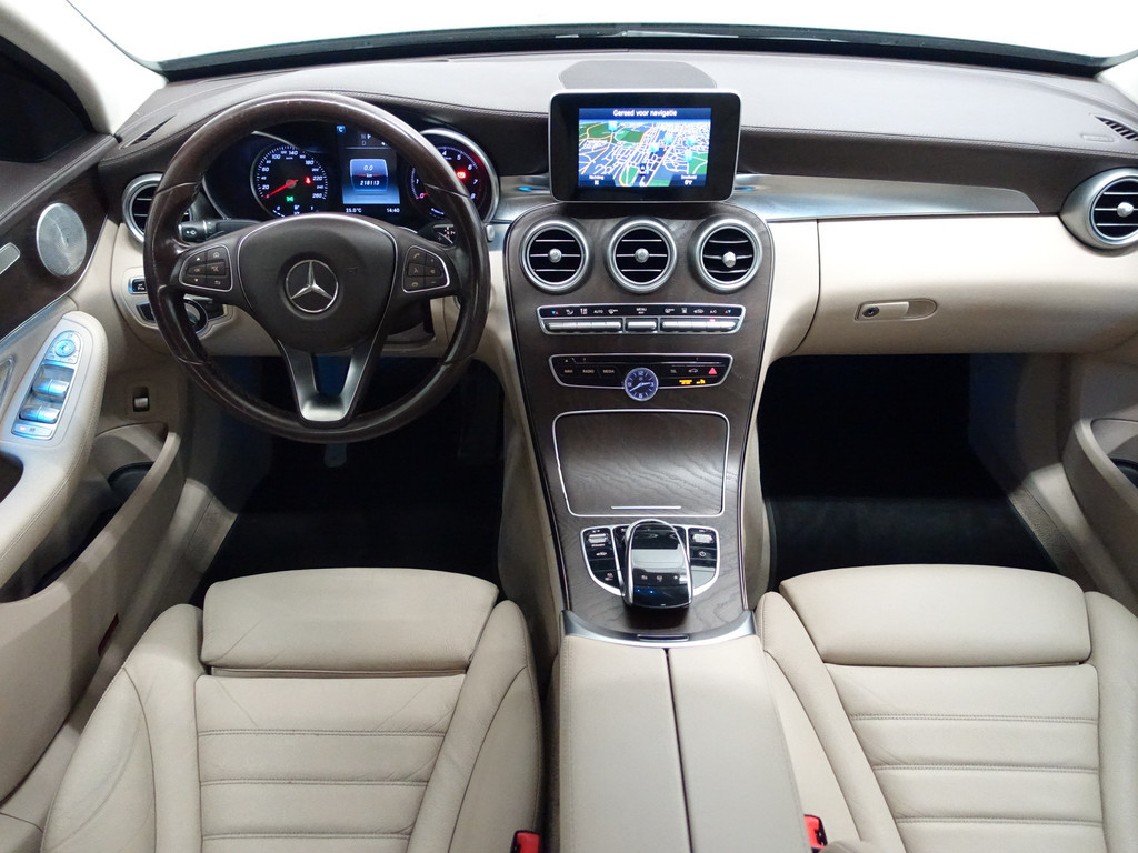 
								Mercedes-Benz C-Klasse 350 e AMG Prestige Aut- 360 Camera, Head Up, Burmester Audio, Sfeerverlichting, Nappa Leder Interieur vol									