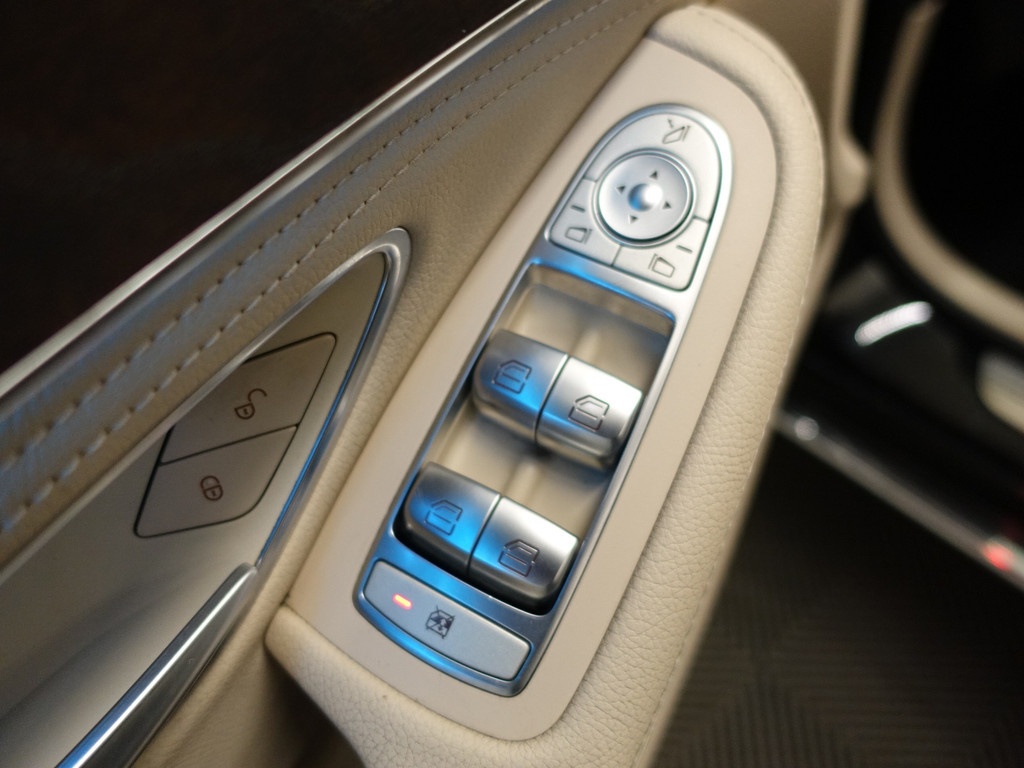 
								Mercedes-Benz C-Klasse 350 e AMG Prestige Aut- 360 Camera, Head Up, Burmester Audio, Sfeerverlichting, Nappa Leder Interieur vol									