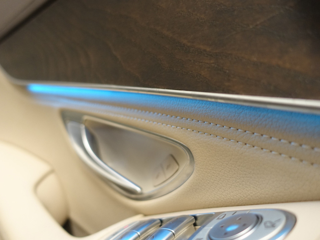 
								Mercedes-Benz C-Klasse 350 e AMG Prestige Aut- 360 Camera, Head Up, Burmester Audio, Sfeerverlichting, Nappa Leder Interieur vol									