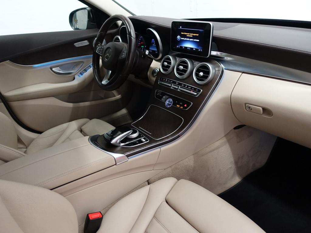 
								Mercedes-Benz C-Klasse 350 e AMG Prestige Aut- 360 Camera, Head Up, Burmester Audio, Sfeerverlichting, Nappa Leder Interieur vol									