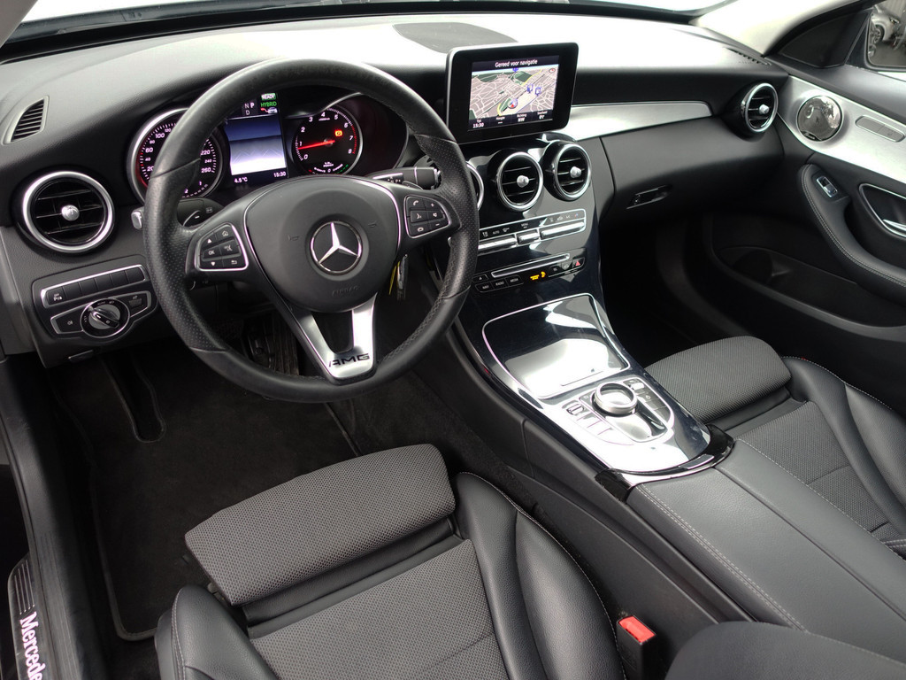 
								Mercedes-Benz C-Klasse 350 e AMG Night Edition Aut- Xenon Led, Sfeerverlichting, Burmester, Dynamic Select, Park Assist, Camera, Cruise vol									