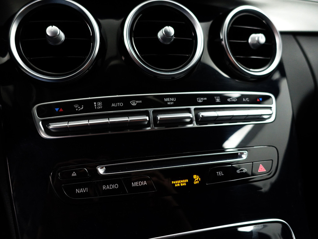
								Mercedes-Benz C-Klasse 350 e AMG Night Edition Aut- Xenon Led, Sfeerverlichting, Burmester, Dynamic Select, Park Assist, Camera, Cruise vol									