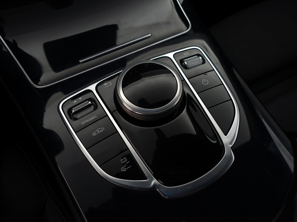 
								Mercedes-Benz C-Klasse 350 e AMG Night Edition Aut- Xenon Led, Sfeerverlichting, Burmester, Dynamic Select, Park Assist, Camera, Cruise vol									