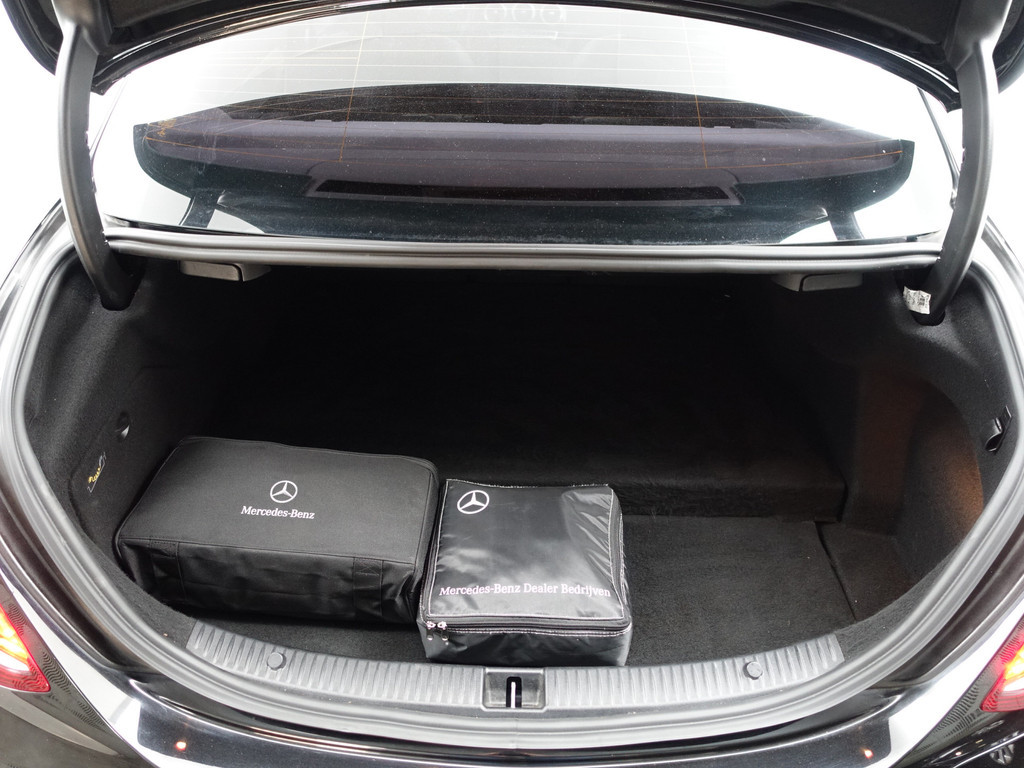 
								Mercedes-Benz C-Klasse 350 e AMG Night Edition Aut- Xenon Led, Sfeerverlichting, Burmester, Dynamic Select, Park Assist, Camera, Cruise vol									