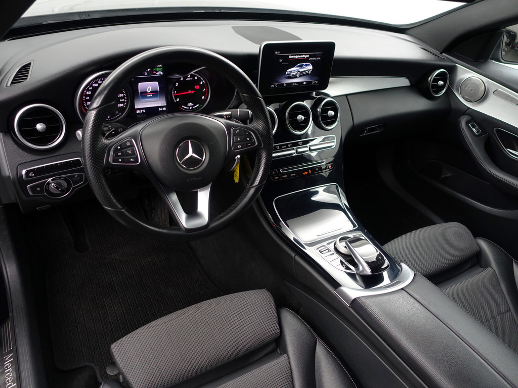 
Mercedes-Benz C-Klasse Estate 350 e AMG Prestige Aut- Xenon Led, Standkachel, Leder Sport Interieur, Burmester Audio, Stoelverwarming, Park Assist vol									