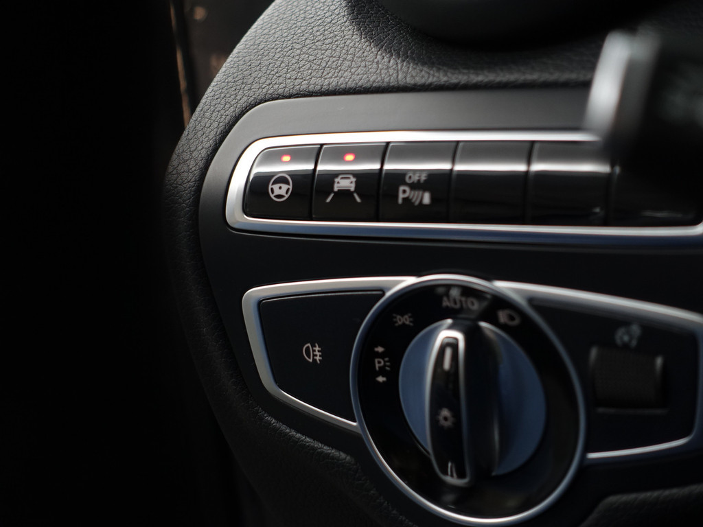 
Mercedes-Benz C-Klasse Estate 350 e Prestige Plus Aut- Leder Sport Interieur, Lane Assist, Camera, Xenon Led, Park Assist, Park Pilot vol									