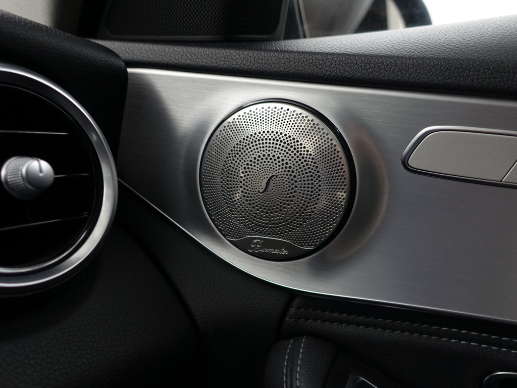 
								Mercedes-Benz C-Klasse 350 e Prestige Edition Aut- Panoramadak, Xenon Led, Park Assist, Camera, Keyless, Stoelverwarming, Sport Interieur vol									